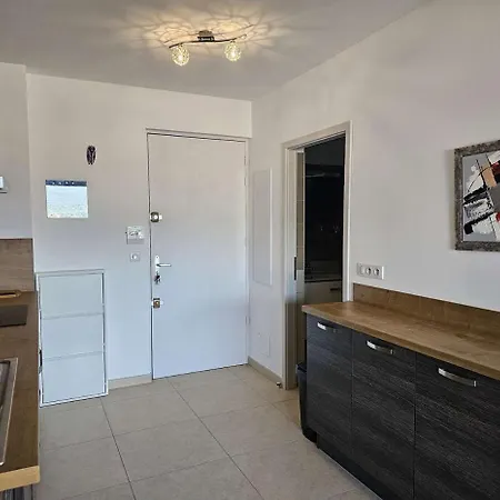 Nautilus N7 Proche Centre-ville Porto-vecchio *